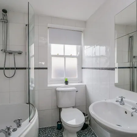 21 Entry Lane Holiday home