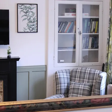 21 Entry Lane Kendal