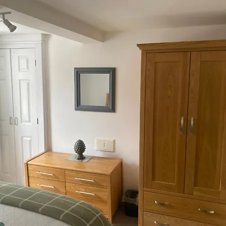 21 Entry Lane * Kendal